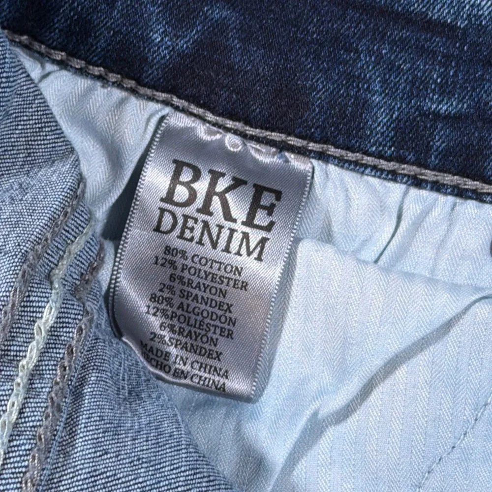 BKE Jake Jeans Mens 33x34 Blue Straight Leg Stretch Denim Southern Medium Wash